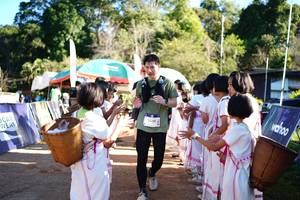 BIB: 2500
                            <button type="button" onclick="openModal(19045461)" class="btn btn-primary btn-sm float-right btn-popup" data-toggle="modal" data-target=".modal-high-quality">
                        <i class="fas fa-shopping-cart"></i> Add to Cart
                    </button>
                                            <button type="button" onclick="isThisMe(19045461, true)" class="btn btn-success btn-sm float-right btn-popup btn-isme hidden" data-toggle="tooltip" data-placement="bottom" title="นี่คือรูปของคุณใช่ไหม คลิกที่นี่เพื่อเอาเข้าอัลบั้ม">
                        <i class="fas fa-plus"></i> Add to album
                    </button>
                    <button type="button" onclick="isThisMe(19045461, false)" class="btn btn-warning btn-sm float-right btn-popup btn-isnotme hidden">
                        <i class="fas fa-ban"></i> Remove from album
                    </button>